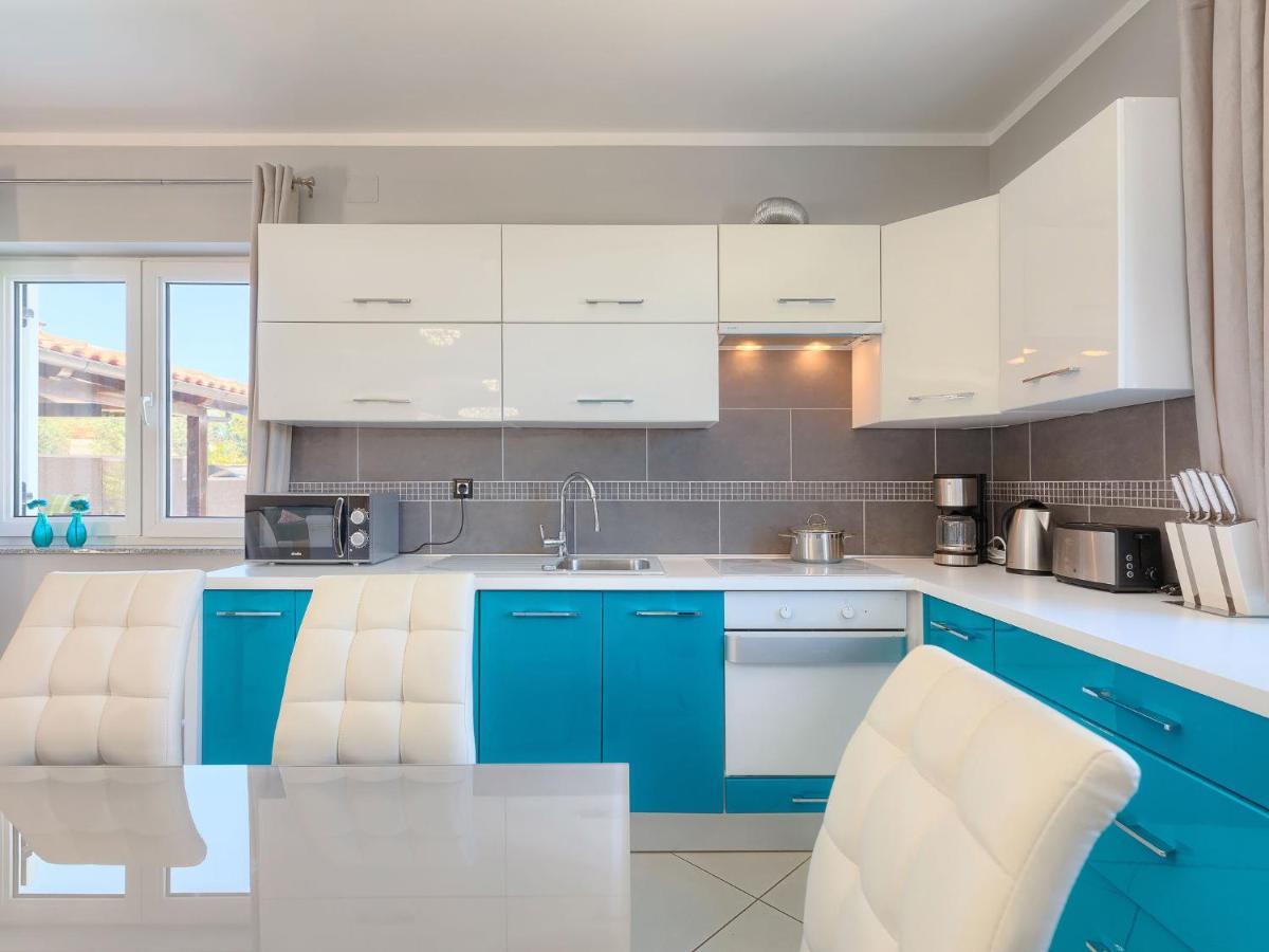 Holiday Home Villa Valentina By Interhome Loborika Ngoại thất bức ảnh