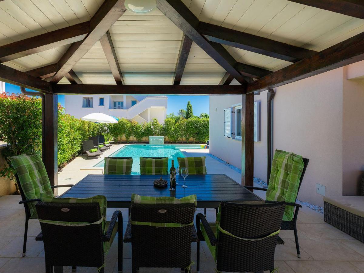 Holiday Home Villa Valentina By Interhome Loborika Ngoại thất bức ảnh