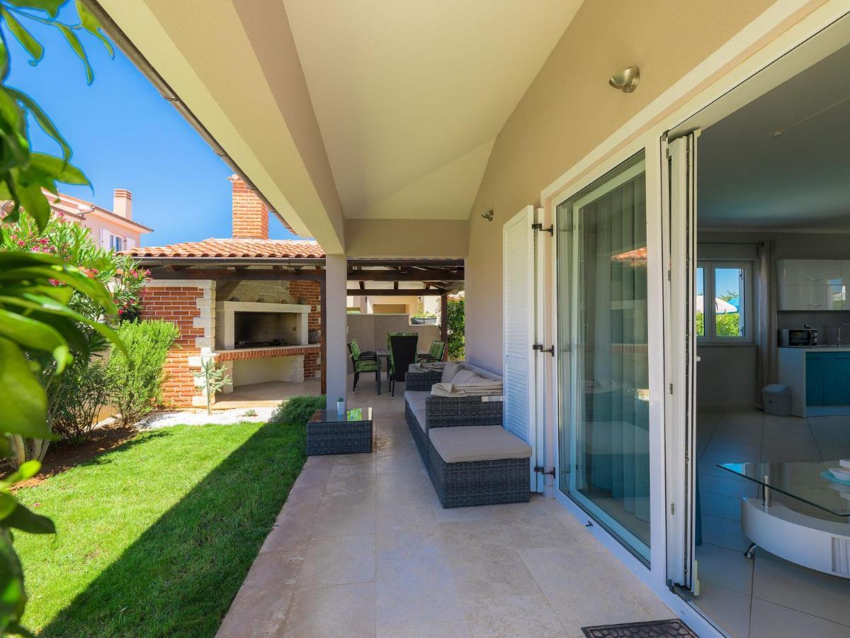 Holiday Home Villa Valentina By Interhome Loborika Ngoại thất bức ảnh