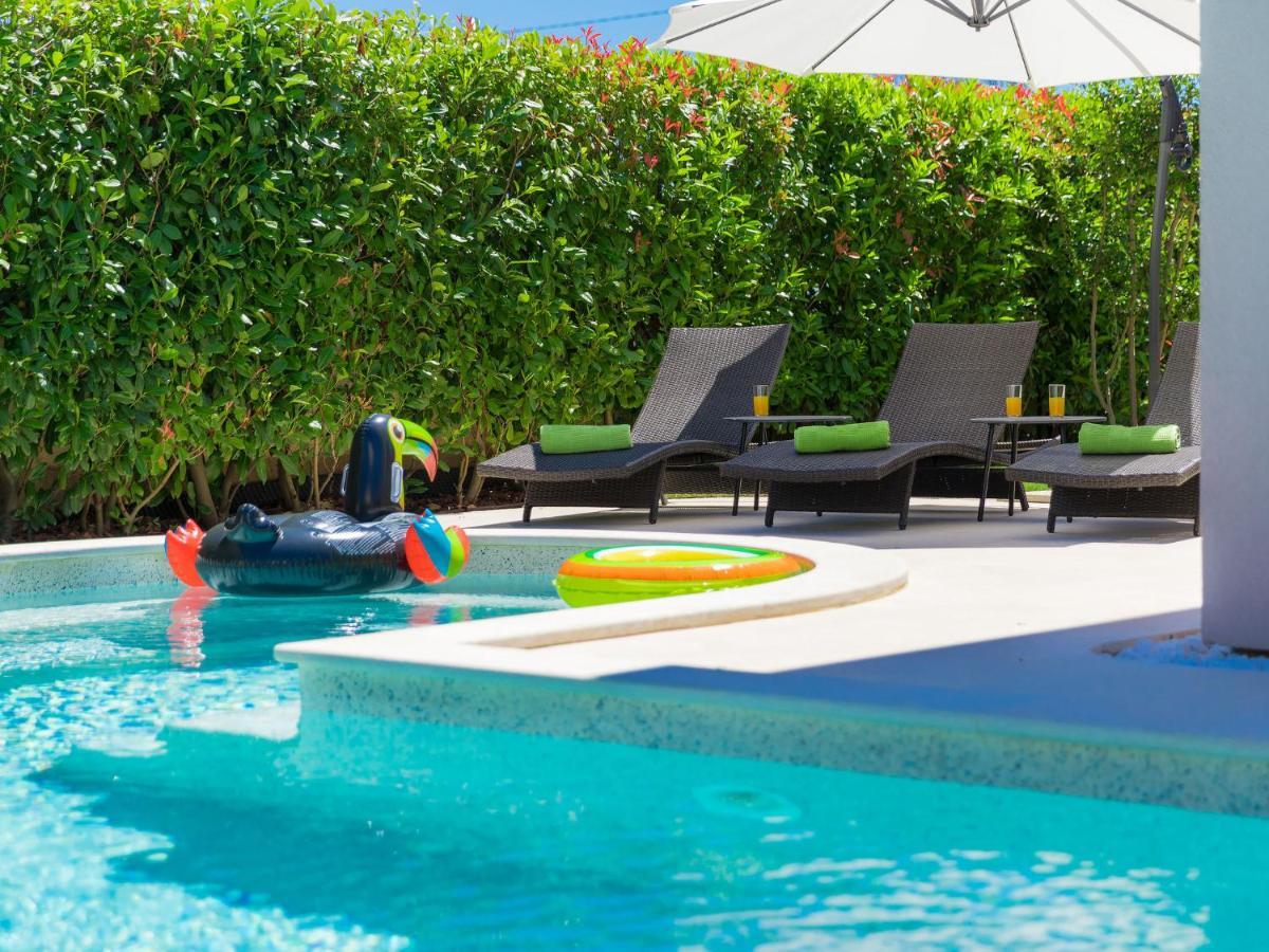 Holiday Home Villa Valentina By Interhome Loborika Ngoại thất bức ảnh