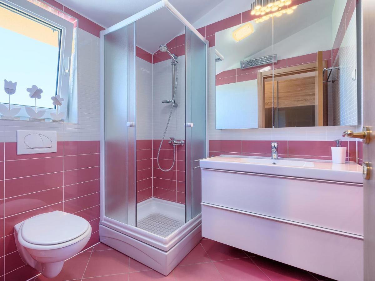 Holiday Home Villa Valentina By Interhome Loborika Ngoại thất bức ảnh