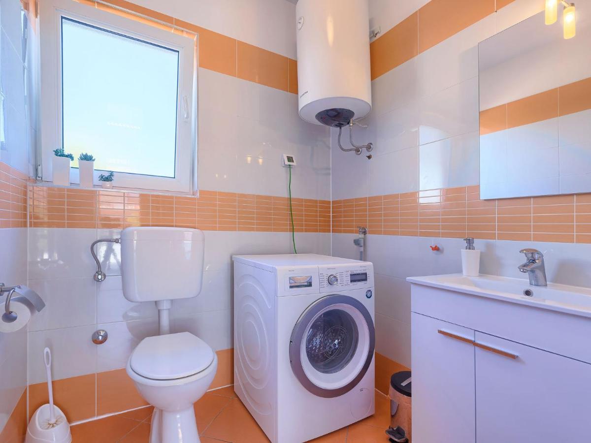 Holiday Home Villa Valentina By Interhome Loborika Ngoại thất bức ảnh
